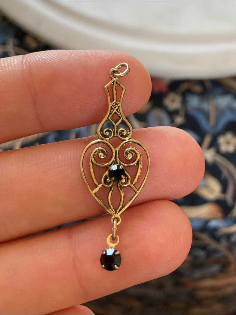 Vintage Victorian Revival Gold-Plated Garnet Glass Stones Lavaliere Pendant